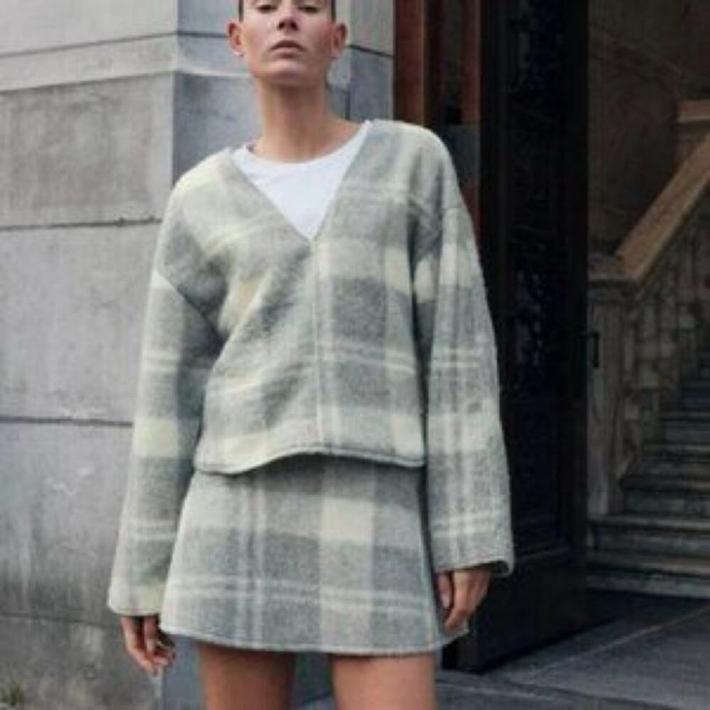 Zara Plaid Knit Top